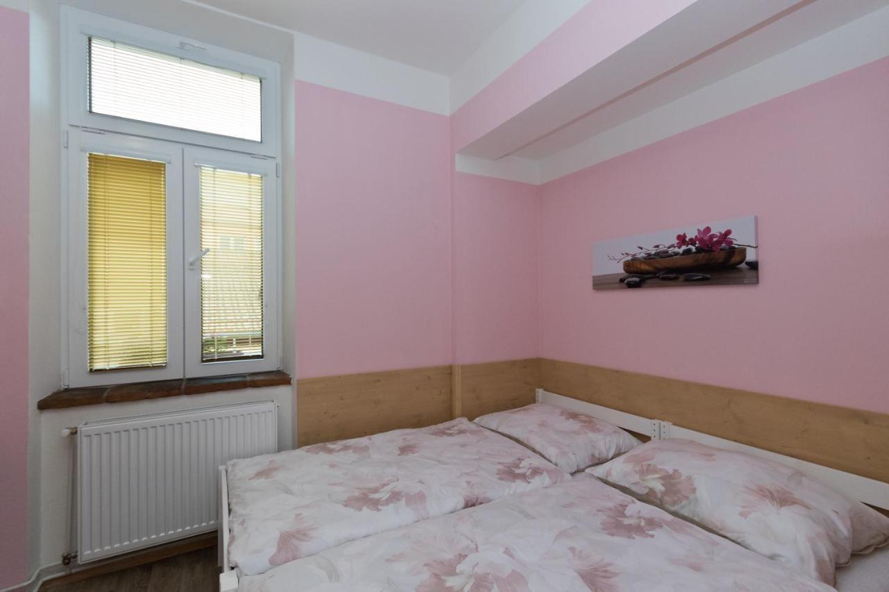 Romance Ubytování Jindřichŭv Hradec Esterno foto